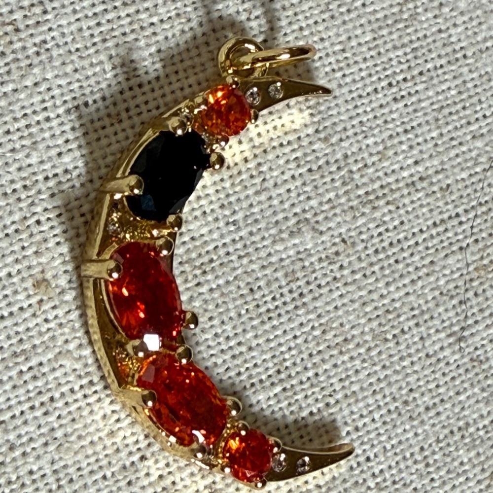 Gothic Crescent Moon Pendant Orange Black Gemstones Halloween Punk Stainless